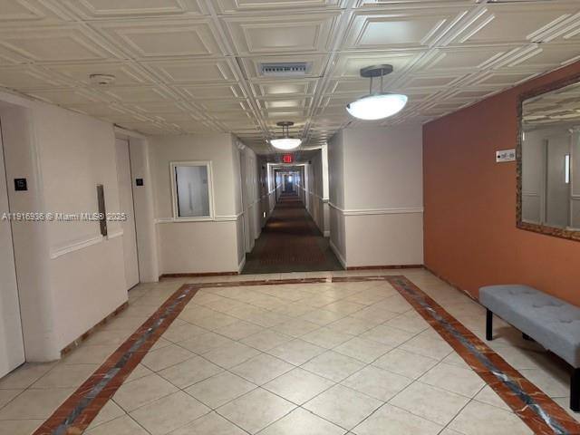Apartment for rent at 5401 Collins Ave #1512, Miami Beach, FL 33140