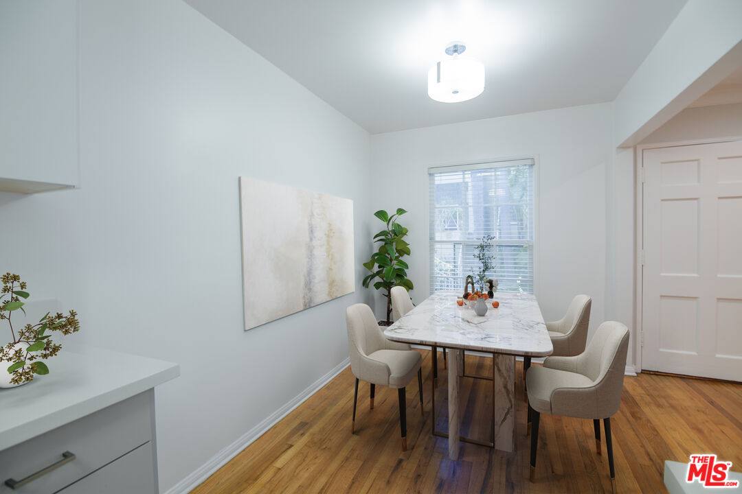 Apartment for rent at 8563 Holloway Dr #85633 4, West Hollywood, CA 90069