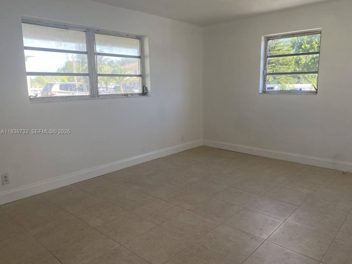 Apartment for rent at 5904 SW 27th St #5904S, Hollywood, FL 33023