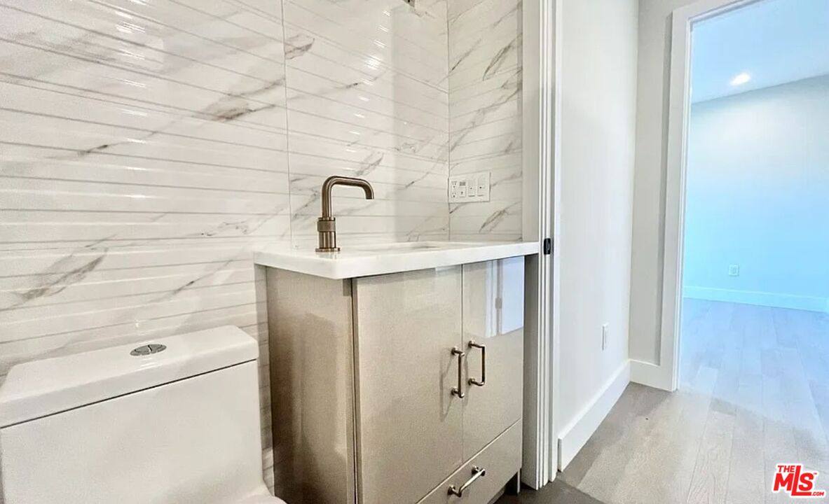 Apartment for rent at 1444 S Crescent Heights Blvd, Los Angeles, CA 90035