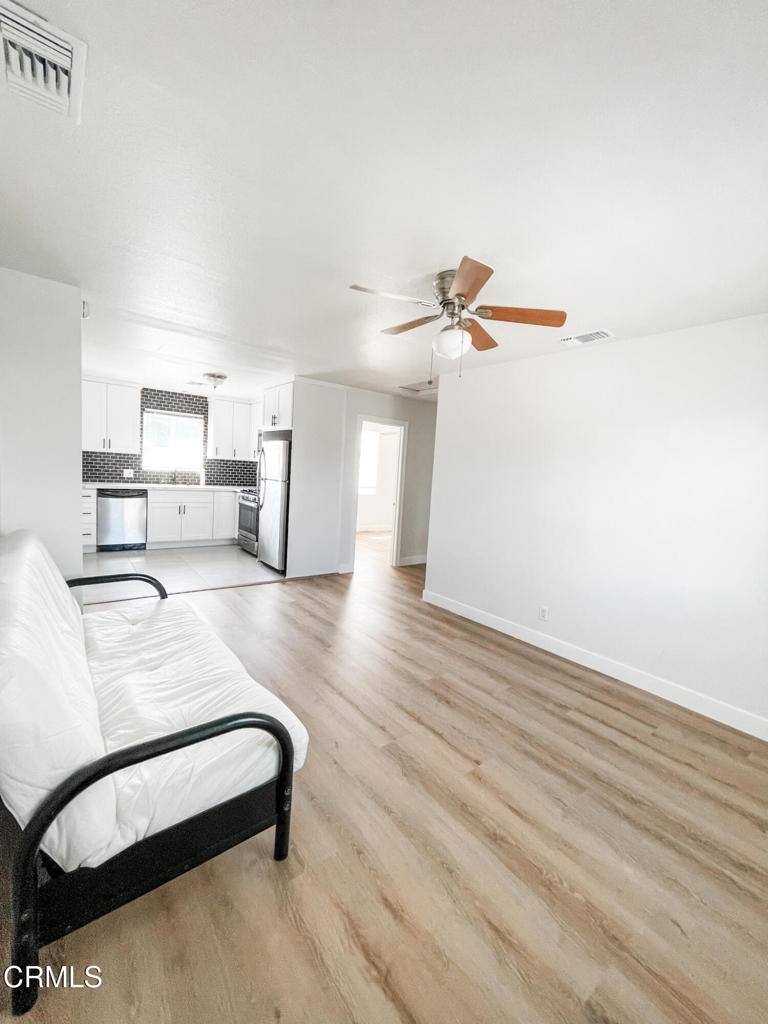 Apartment for rent at 1121 W Exposition Blvd, Los Angeles, CA 90007