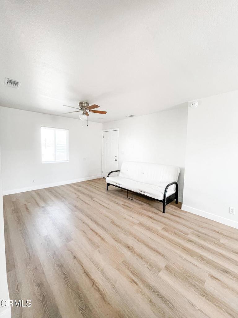 Apartment for rent at 1121 W Exposition Blvd, Los Angeles, CA 90007