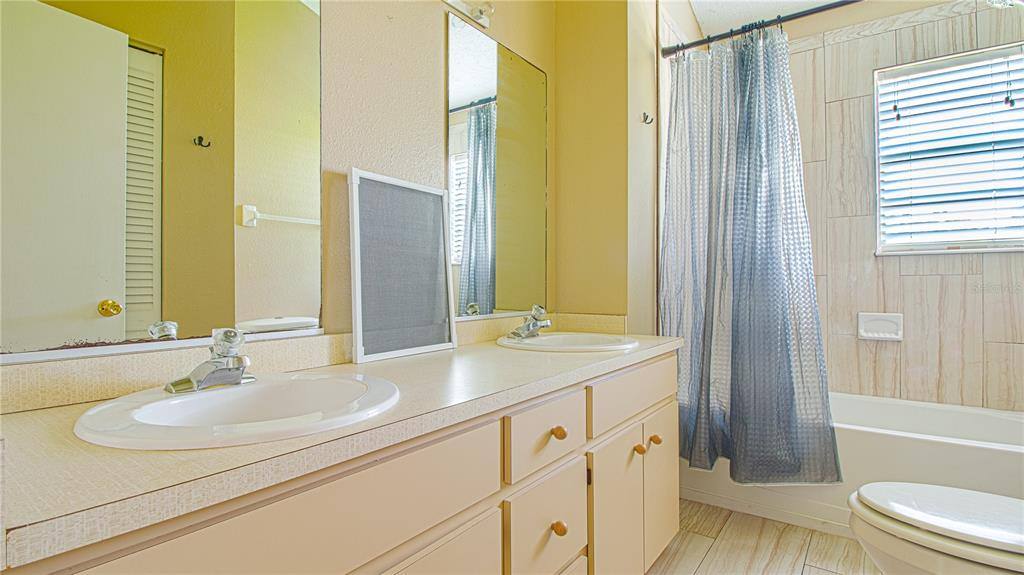 Apartment for rent at 60 Beachcomber Lane #60-7, Englewood, FL 34223