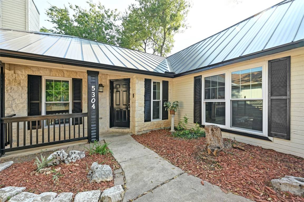 Apartment for rent at 5304 China Berry Rd, Austin, TX 78744