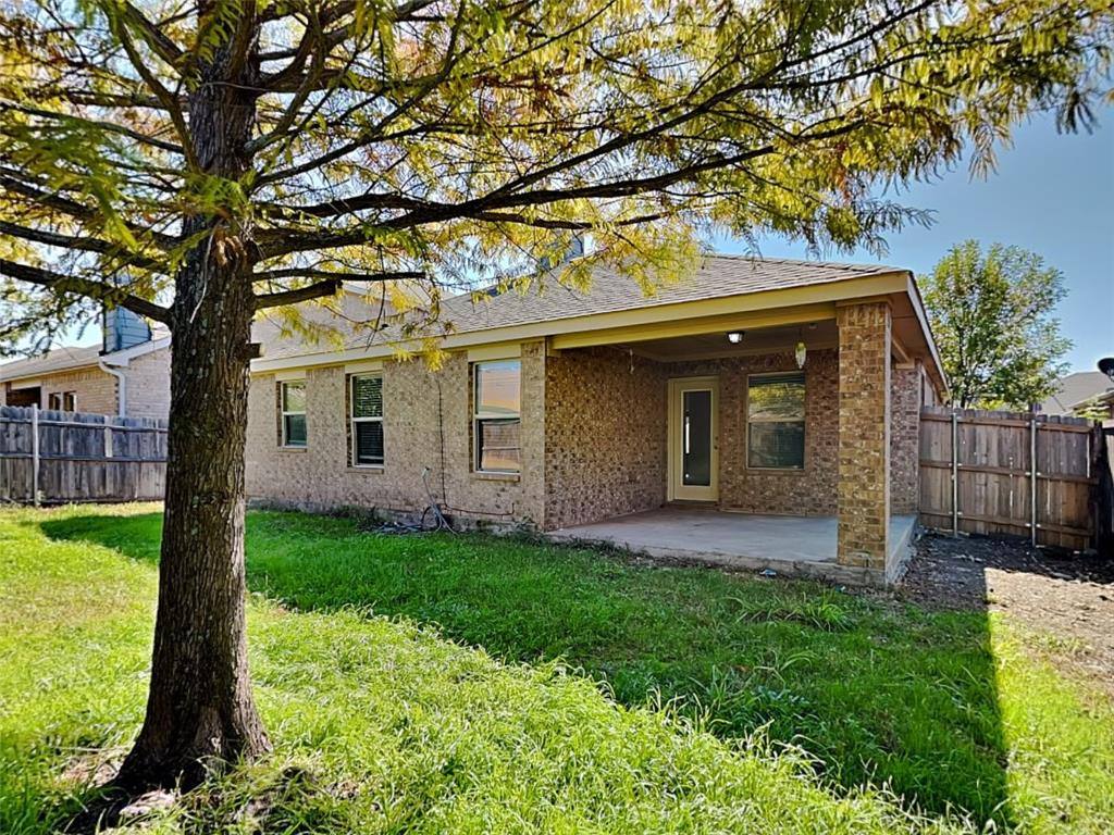 Apartment for rent at 1114 Bexar Ave, Melissa, TX 75454