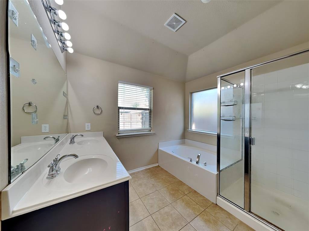 Apartment for rent at 1114 Bexar Ave, Melissa, TX 75454