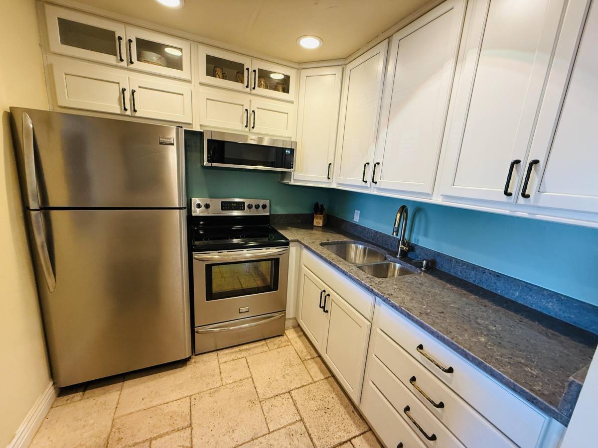 Apartment for rent at 159 Sussex H #159, West Palm Beach, FL 33417