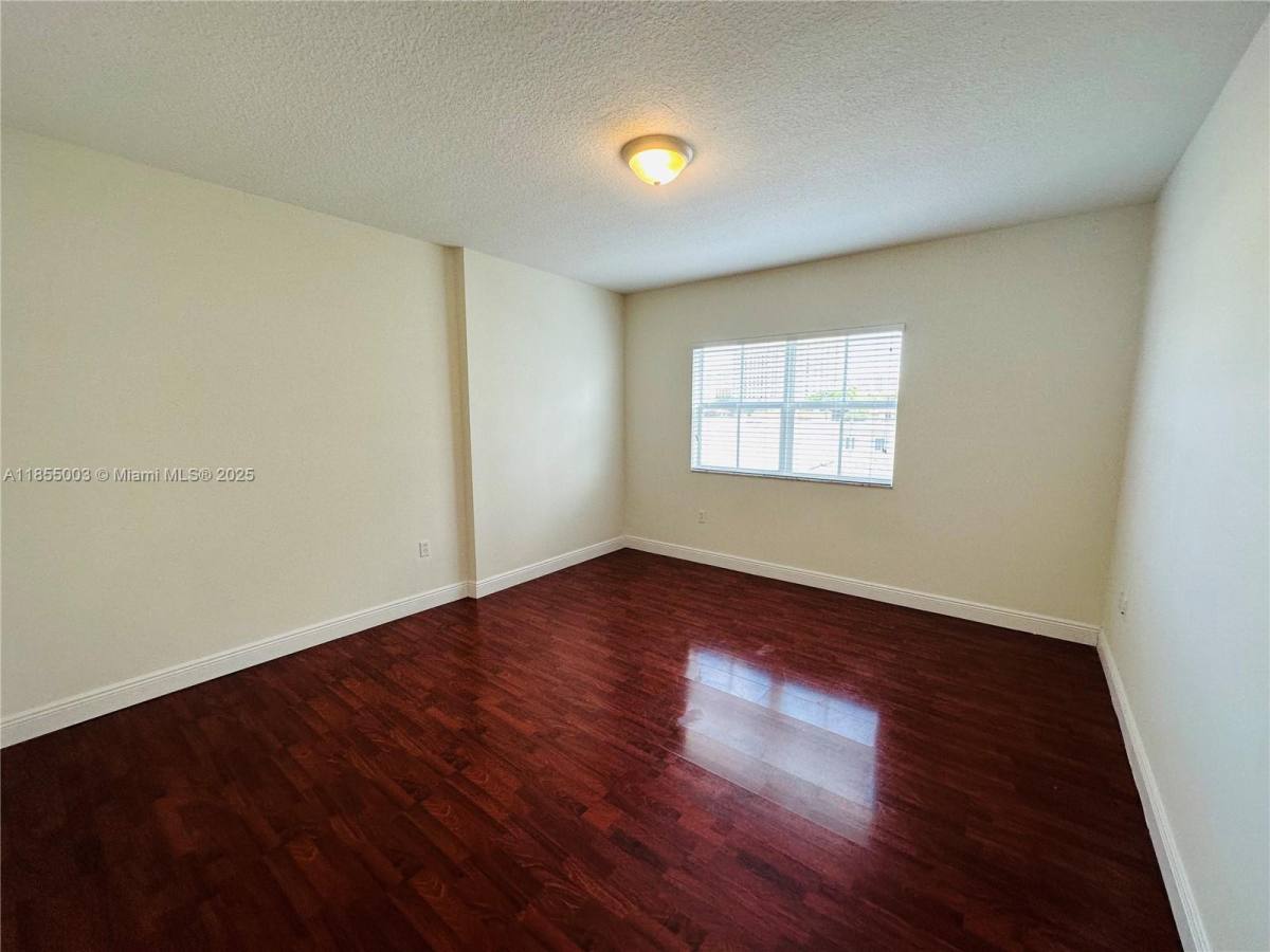 Apartment for rent at 118 Zamora Ave #308, Miami, FL 33134