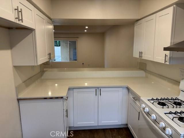 Apartment for rent at 511 E Washington Ave #511, Santa Ana, CA 92701