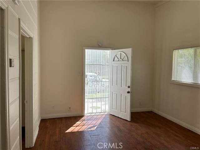 Apartment for rent at 7049 Alabama Ave, Canoga Park, CA 91303