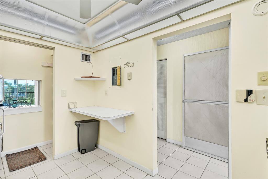 Condo for rent at 6200 NW 44th St #405, Fort Lauderdale, FL 33319