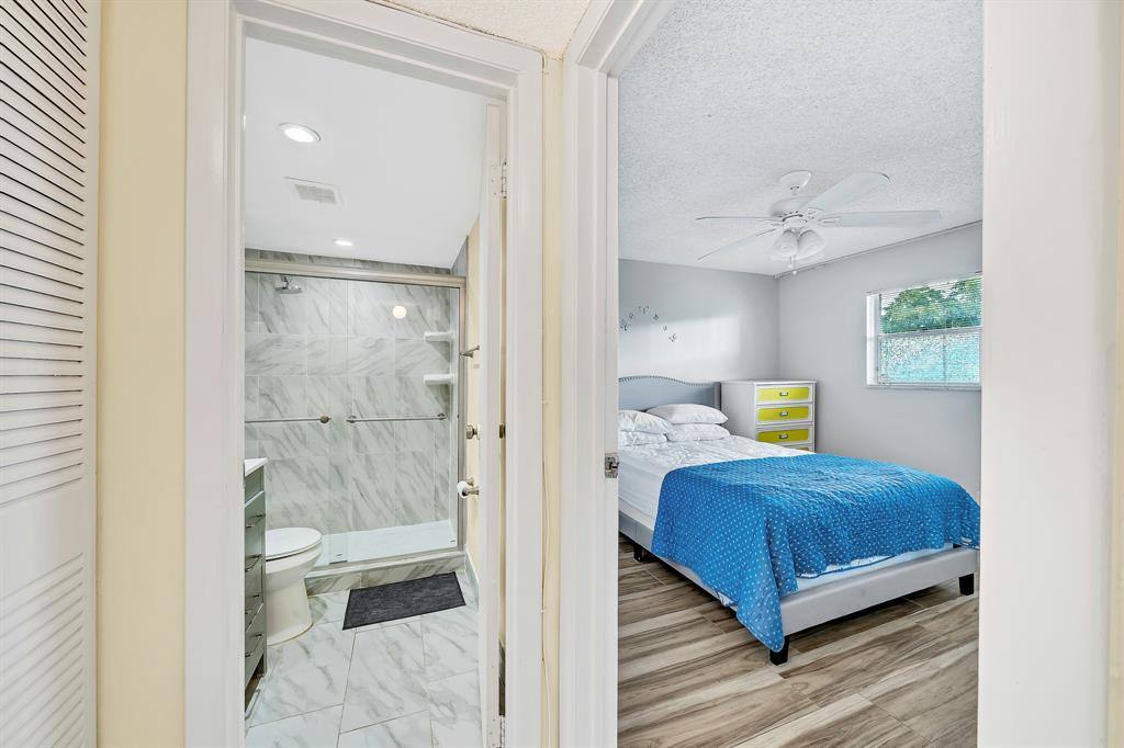 Condo for rent at 6200 NW 44th St #405, Fort Lauderdale, FL 33319