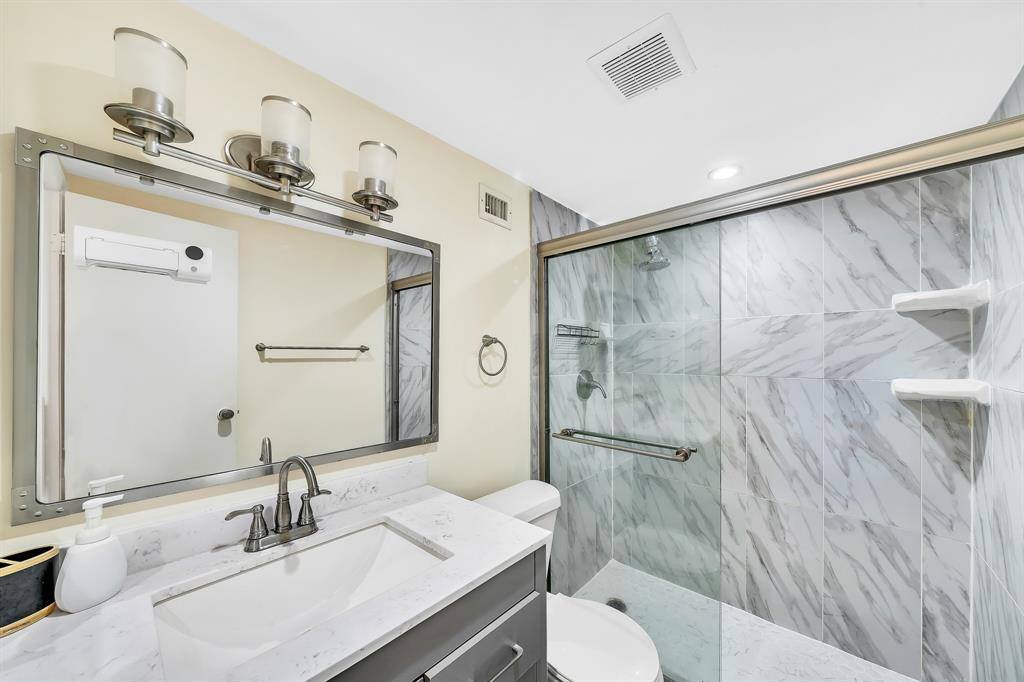 Condo for rent at 6200 NW 44th St #405, Fort Lauderdale, FL 33319