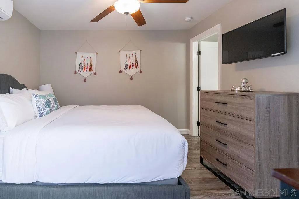 Apartment for rent at 841 Beryl St #841A, San Diego, CA 92109