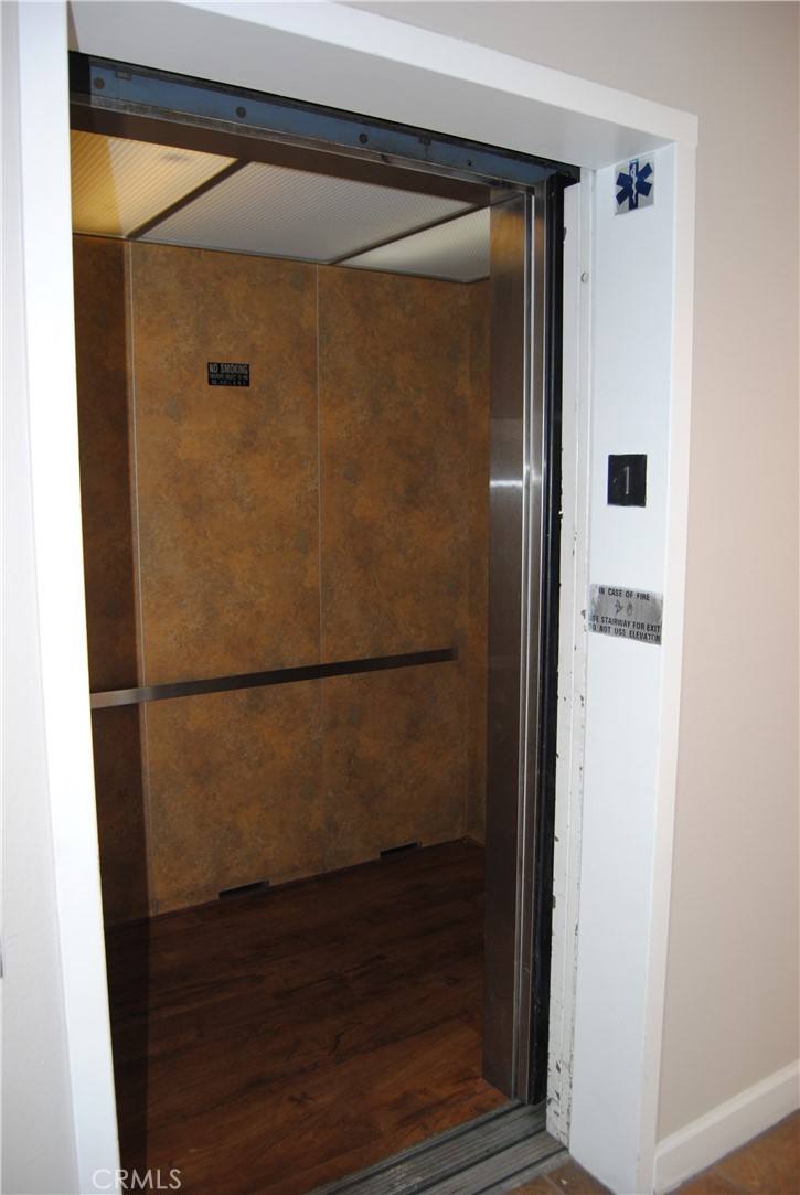 Apartment for rent at 1215 E San Antonio Dr, Long Beach, CA 90807
