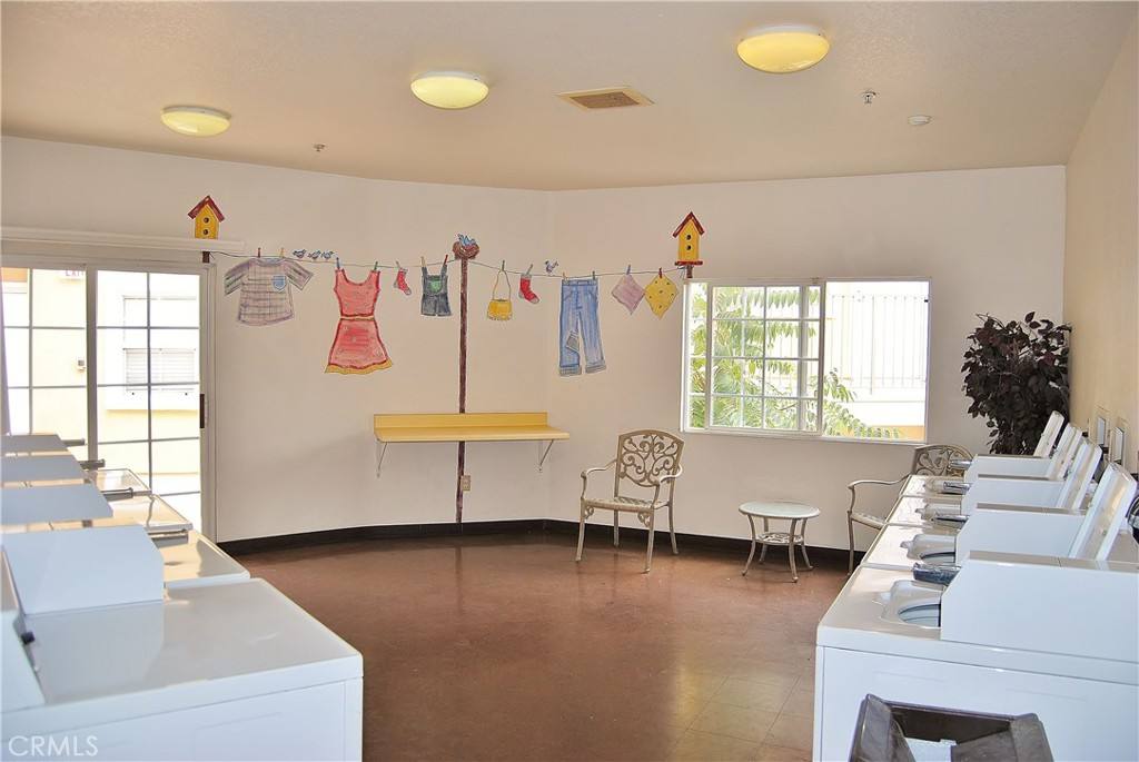 Apartment for rent at 1215 E San Antonio Dr, Long Beach, CA 90807