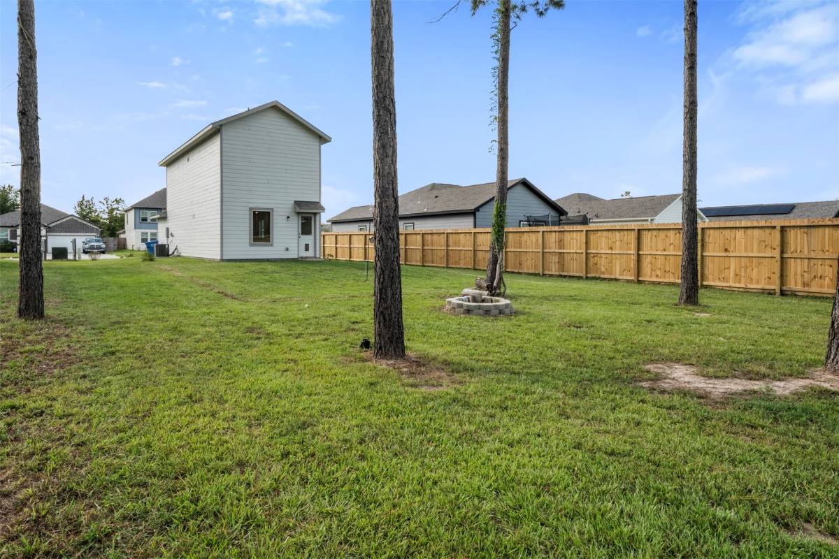 Apartment for rent at 1044 Rd 5203, Cleveland, TX 77327