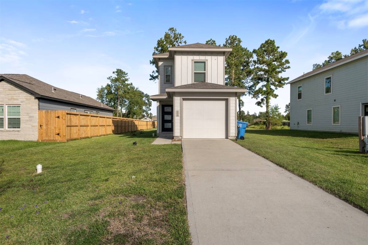 Apartment for rent at 1044 Rd 5203, Cleveland, TX 77327