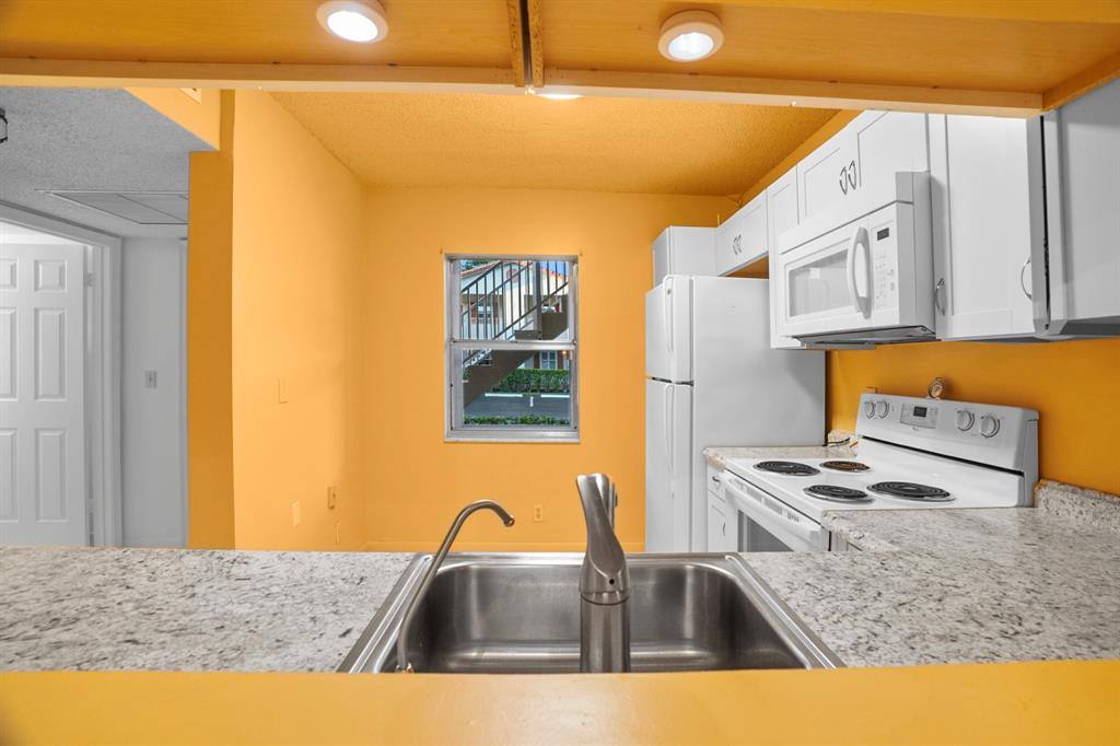 Apartment for rent at 3071 Holiday Springs Blvd #102, Pompano Beach, FL 33063