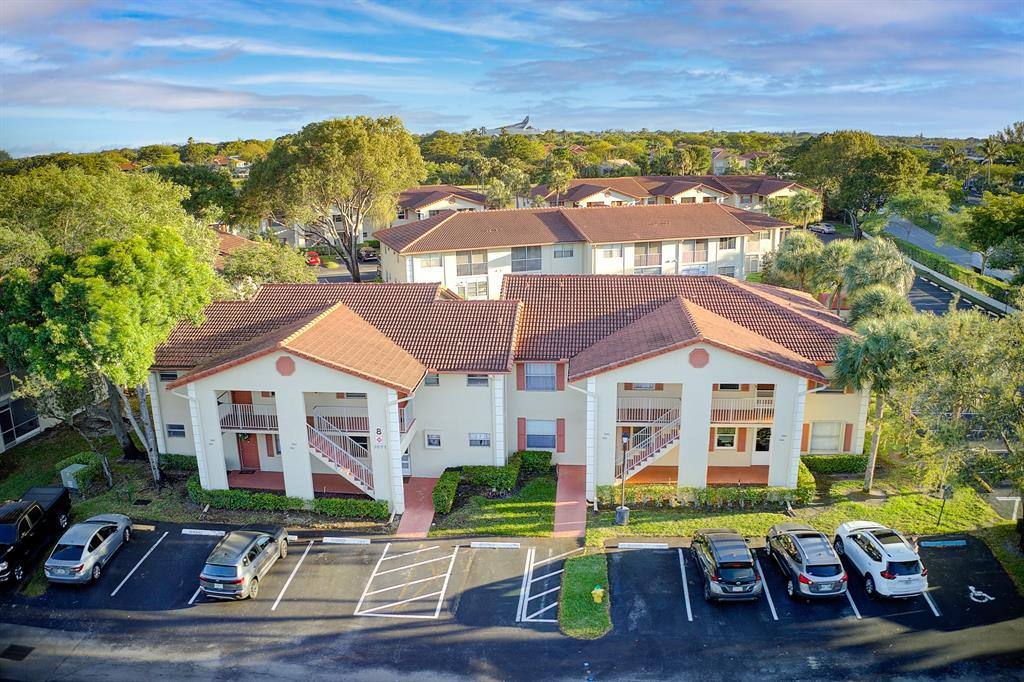 Apartment for rent at 3071 Holiday Springs Blvd #102, Pompano Beach, FL 33063