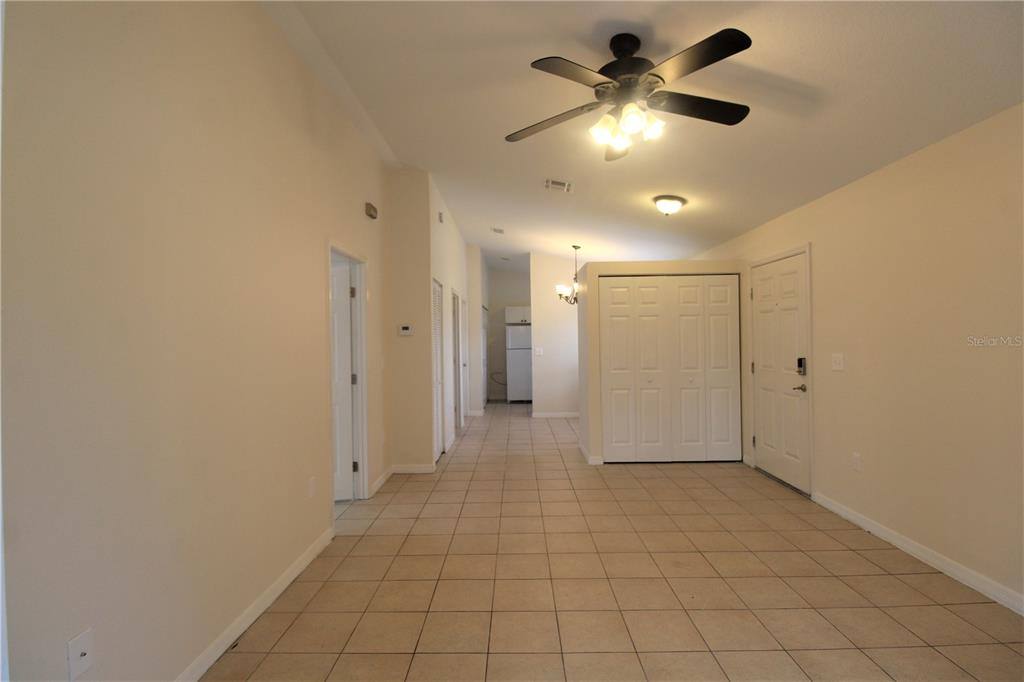 Apartment for rent at 867 Ponder Ave #867, Sarasota, FL 34232