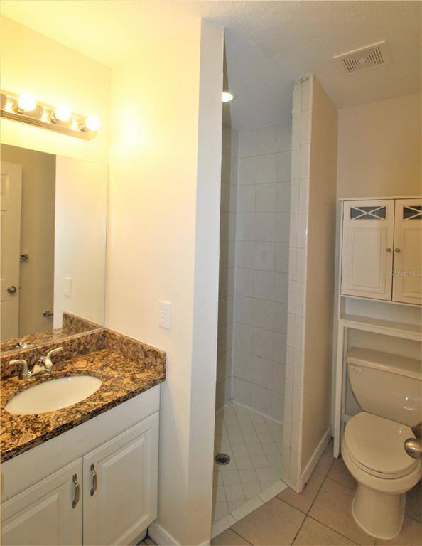 Apartment for rent at 867 Ponder Ave #867, Sarasota, FL 34232