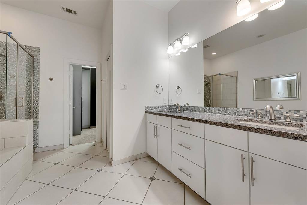 Townhouse for rent at 3200 Ross Ave #28, Dallas, TX 75204