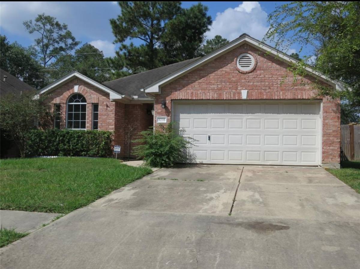 Apartment for rent at 5235 Sherilynn Dr, Spring, TX 77373