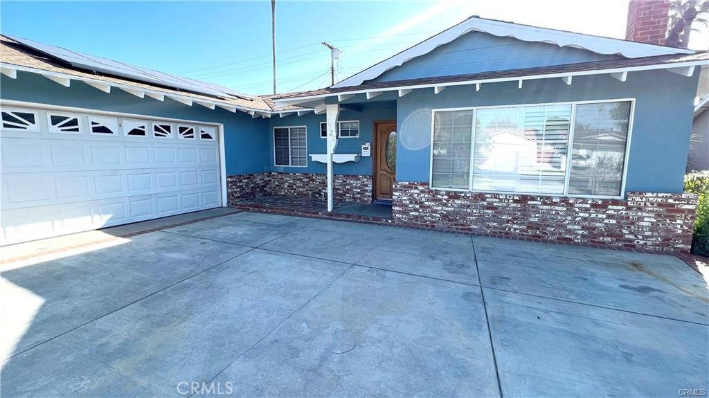 Apartment for rent at 7728 Sausalito Ave, Canoga Park, CA 91304