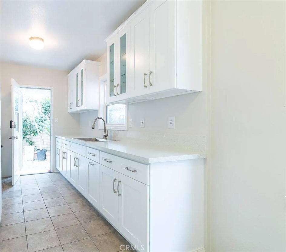 Apartment for rent at 522 Linden Ave #522, Long Beach, CA 90802