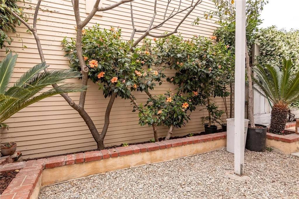 Apartment for rent at 522 Linden Ave #522, Long Beach, CA 90802