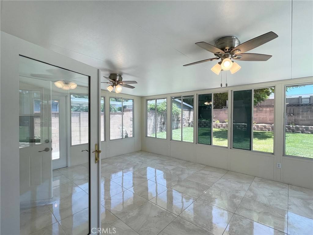 Apartment for rent at 23370 Schoolcraft St, West Hills, CA 91307