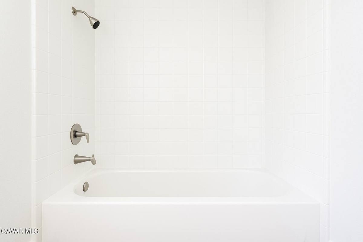 Apartment for rent at 8445 Gaskell Rd, Rosamond, CA 93560