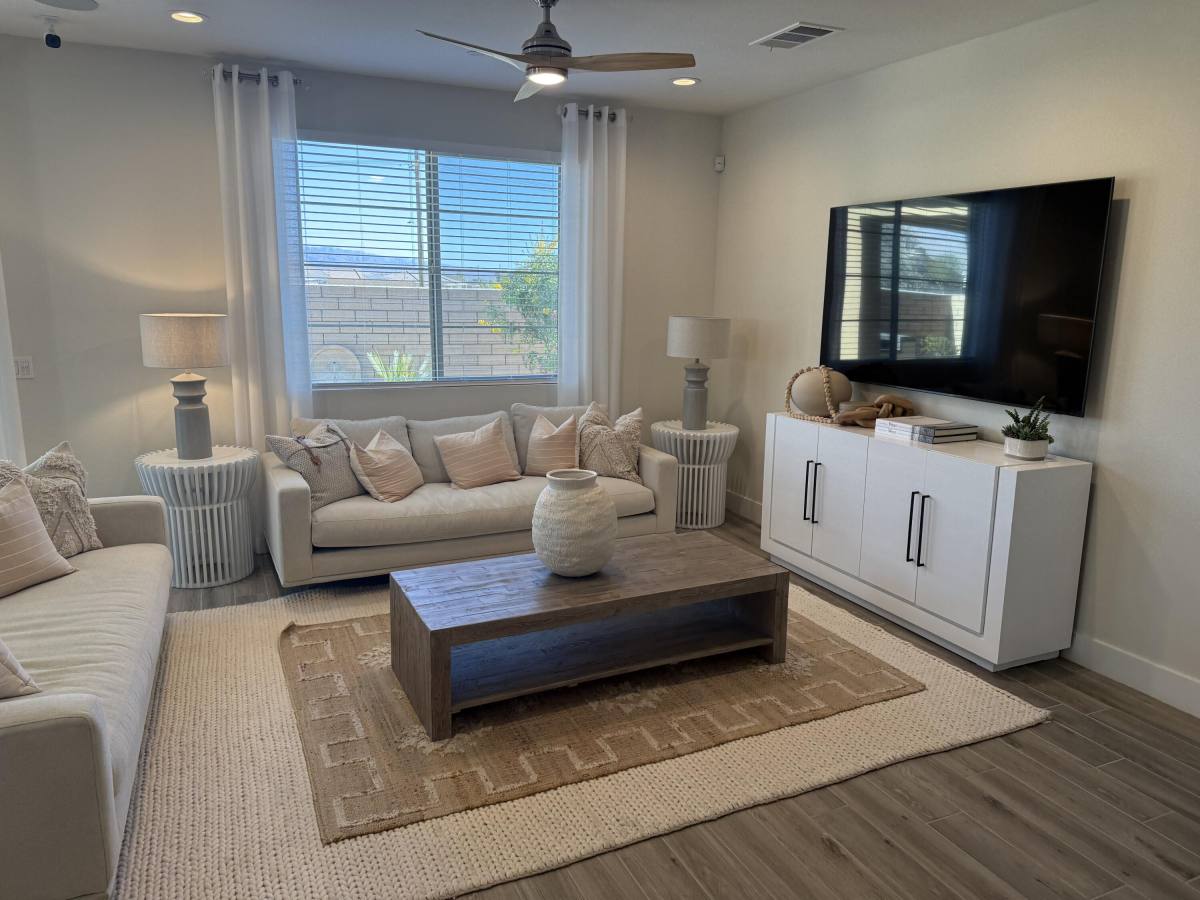 Apartment for rent at 39912 Felicita Parkway, Palm Desert, CA 92211