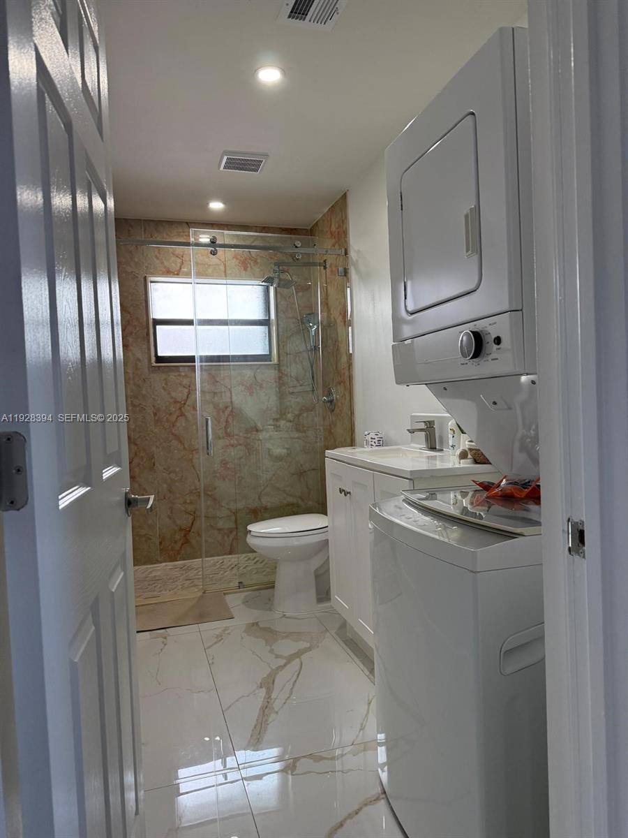 Apartment for rent at 208 NW 7th St #12, Hallandale, FL 33009