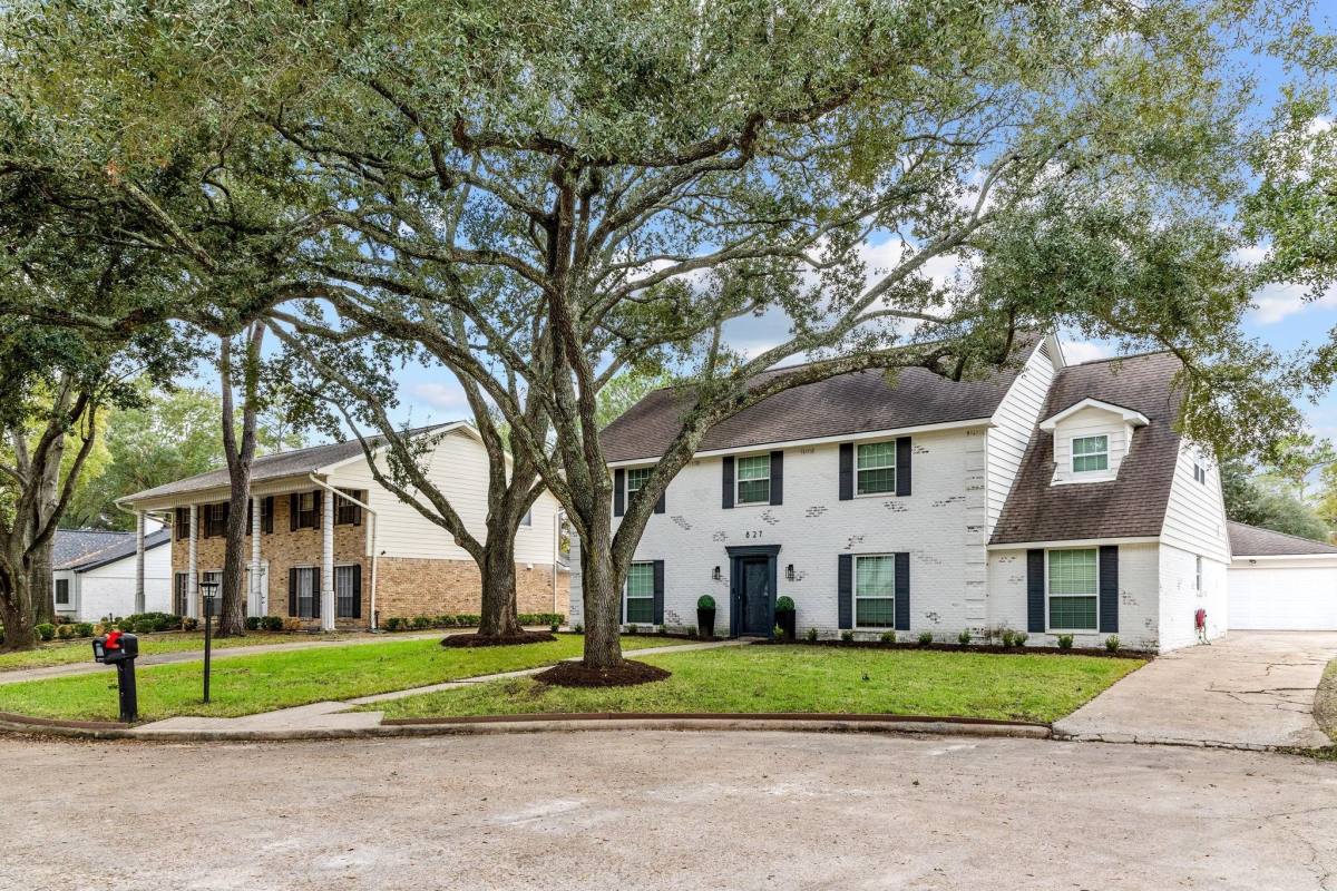 Apartment for rent at 827 Thicket Lane #827, Houston, TX 77079