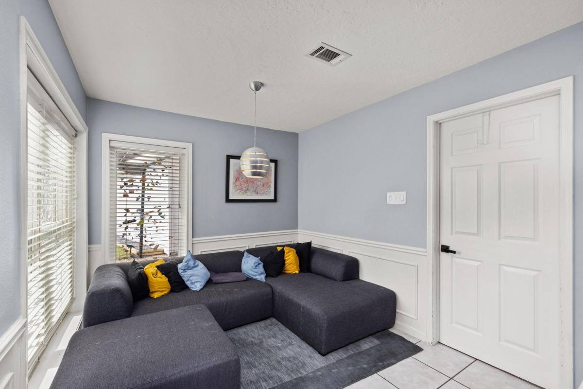 Apartment for rent at 827 Thicket Lane #827, Houston, TX 77079