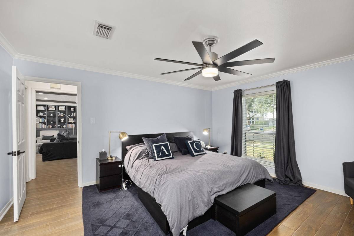 Apartment for rent at 827 Thicket Lane #827, Houston, TX 77079