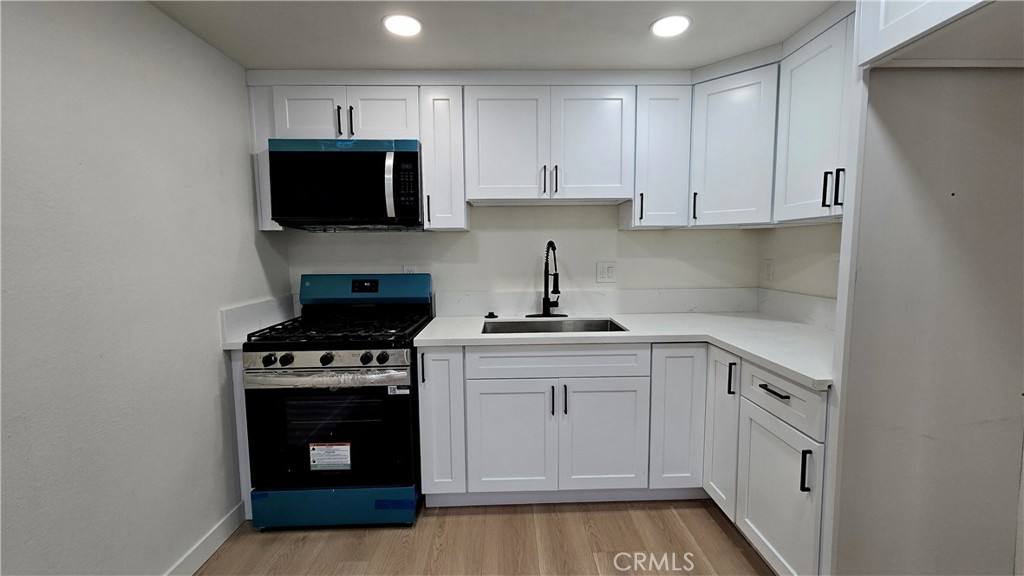 Apartment for rent at 15917 Prairie Ave #2, Lawndale, CA 90260