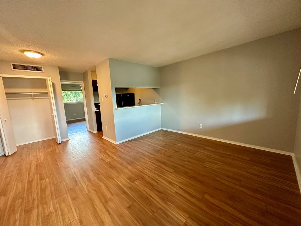 Apartment for rent at 10810 Newmont Rd #8, Austin, TX 78758