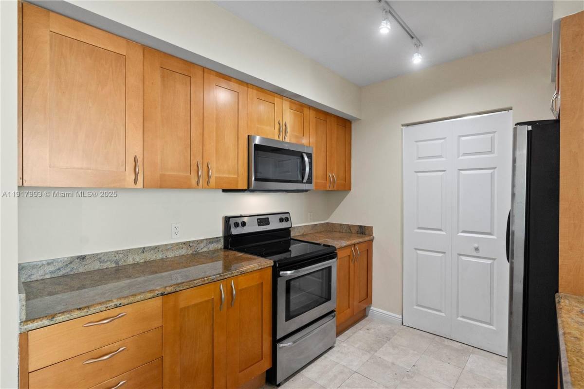 Apartment for rent at 1745 E Hallandale Beach Blvd #1745705W, Hallandale, FL 33009