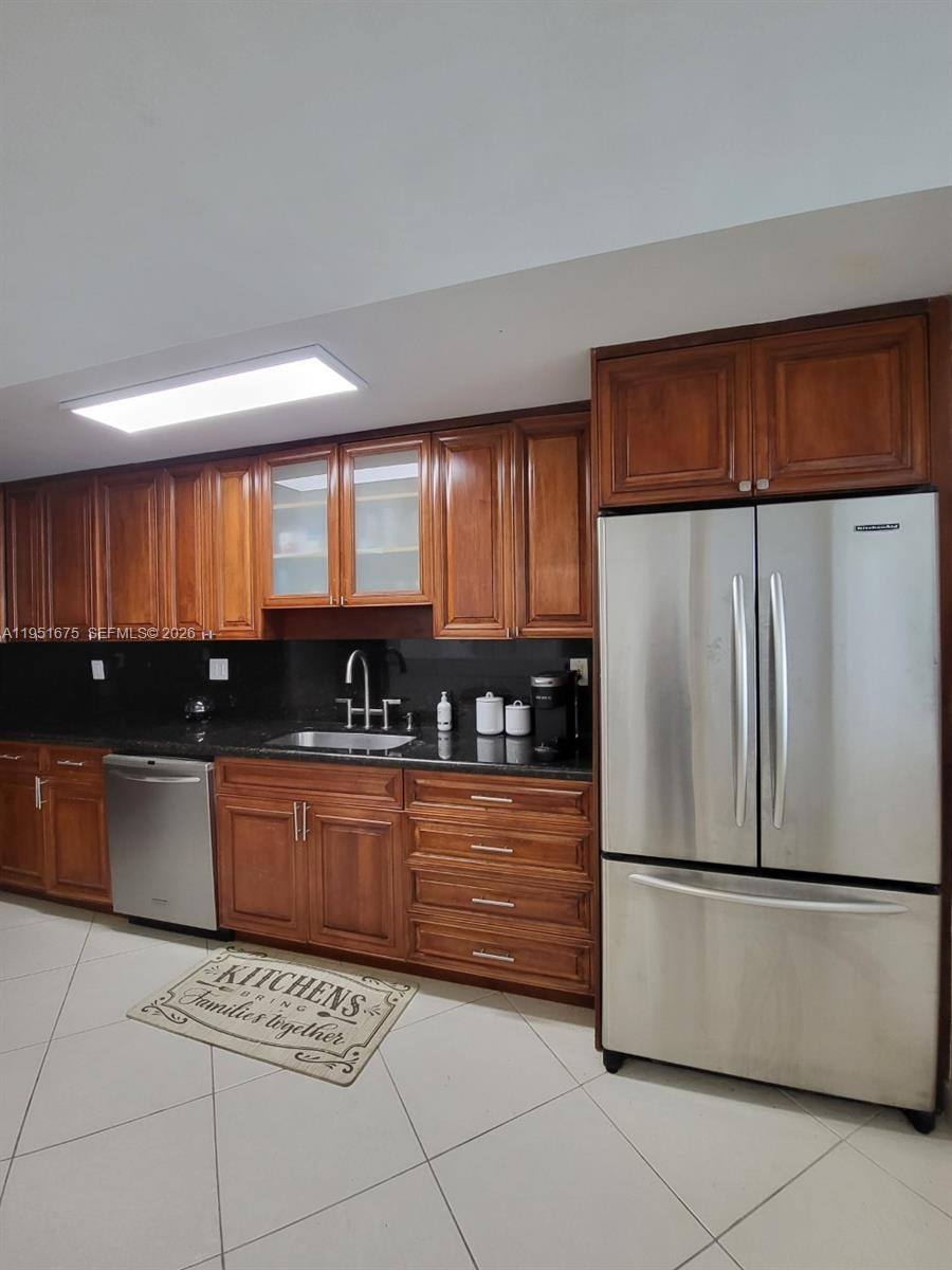 Apartment for rent at 3430 Galt Ocean Dr #702, Fort Lauderdale, FL 33308