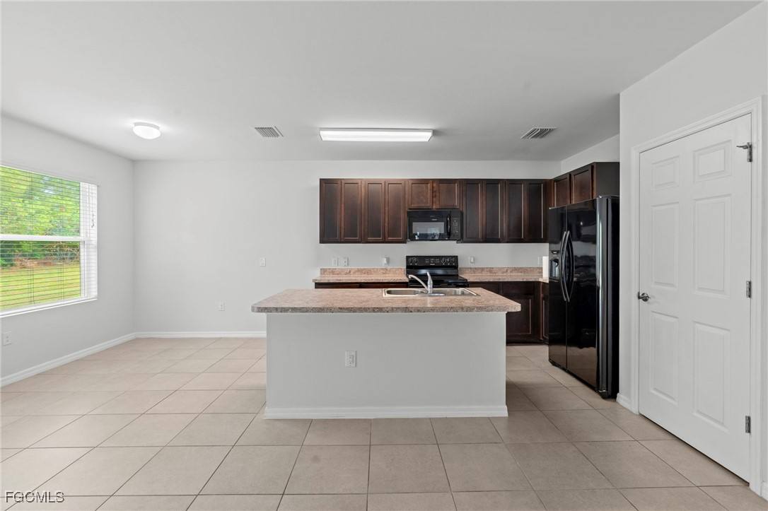 Apartment for rent at 2709 Loreto Court, Cape Coral, FL 33909