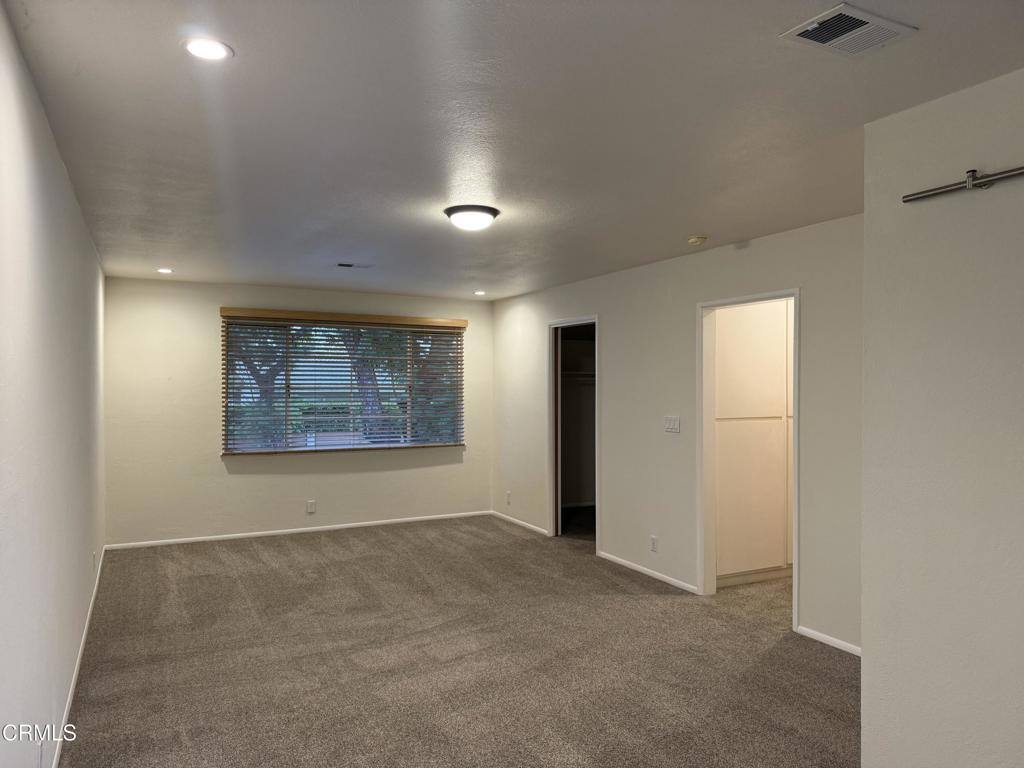 Apartment for rent at 5651 N Bryn Mawr St, Ventura, CA 93003