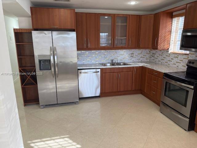 Condo for rent at 421 NE 1st St #119, Hallandale, FL 33009