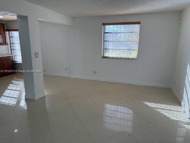 Condo for rent at 421 NE 1st St #119, Hallandale, FL 33009