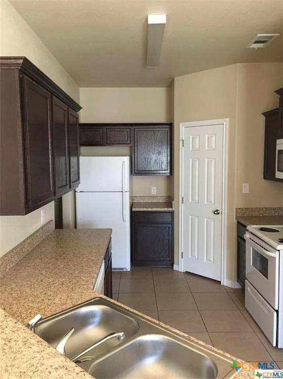 Apartment for rent at 1208 Cavalry Lane #1208B, Killeen, TX 76549