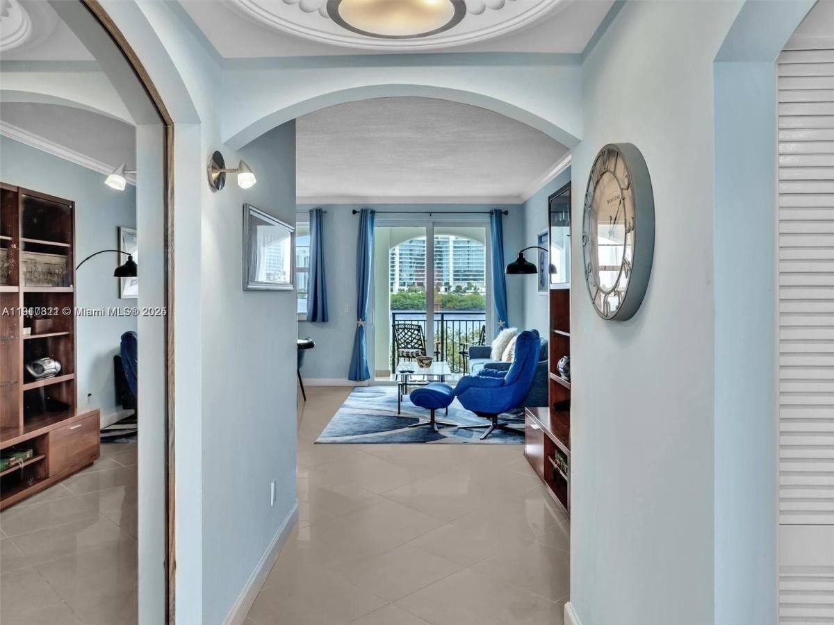 Apartment for rent at 3255 NE 184th St #12406, North Miami Beach, FL 33160