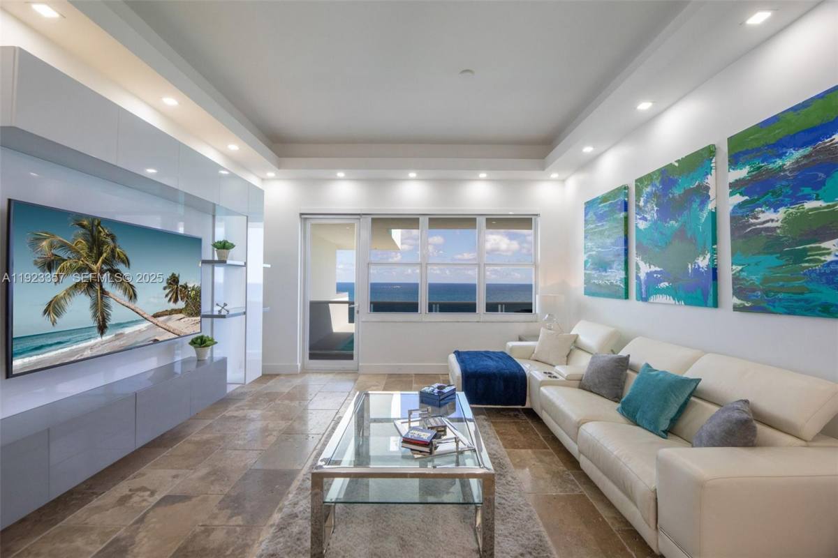 Apartment for rent at 3725 S Ocean Dr #3725PH02, Hollywood, FL 33019