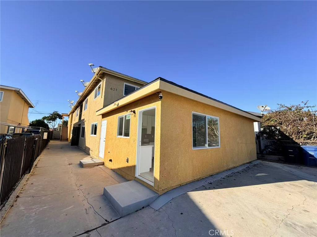 Apartment for rent at 621 Leonard Ave #621A, Los Angeles, CA 90022